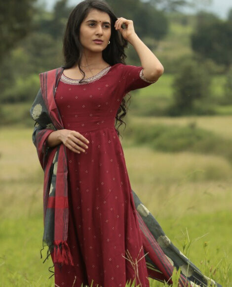 Actress Sanjana Sarathy1