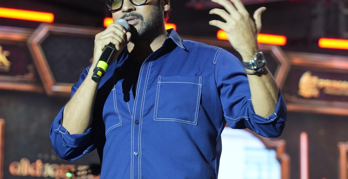 SURIYA STILL (3)